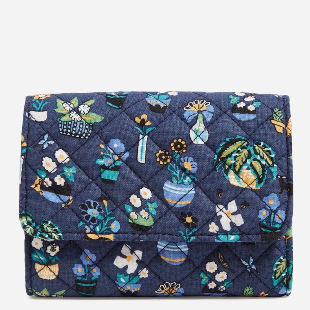 Vera Bradley RFID Riley Compact Wallet in Recycled Cotton Plants NWT